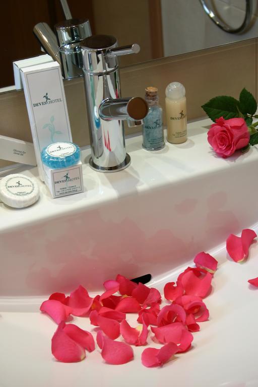 Deves Hotel Nafplio Ruang foto