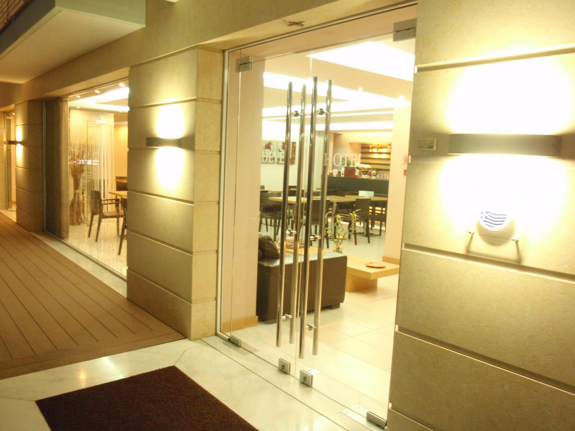 Deves Hotel Nafplio Bagian luar foto