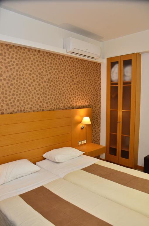 Deves Hotel Nafplio Bagian luar foto