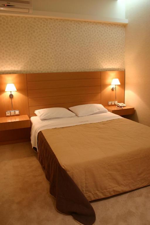 Deves Hotel Nafplio Ruang foto