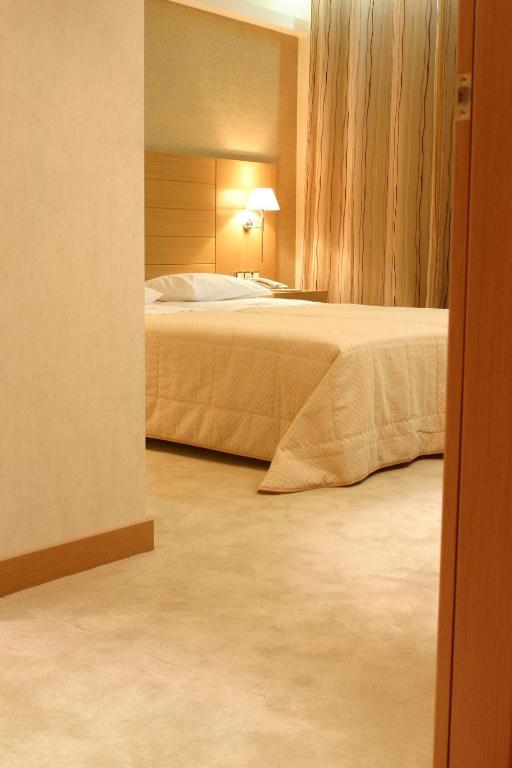 Deves Hotel Nafplio Ruang foto